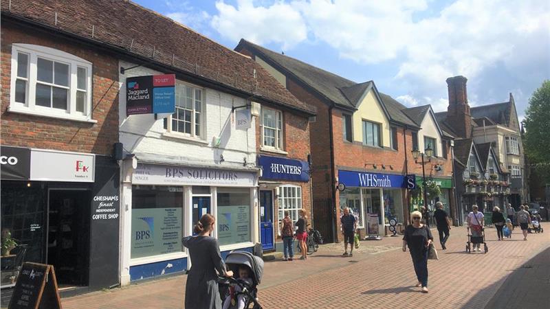 Retail Premises To Let in Chesham