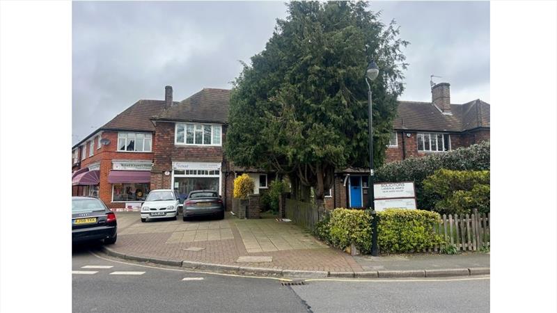 Office Space in Byfleet For Sale