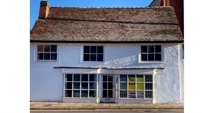 Grade II Listed Class E / Retail Premises