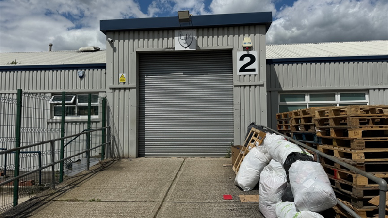 Warehouse / Storage Unit To Let in Hainault