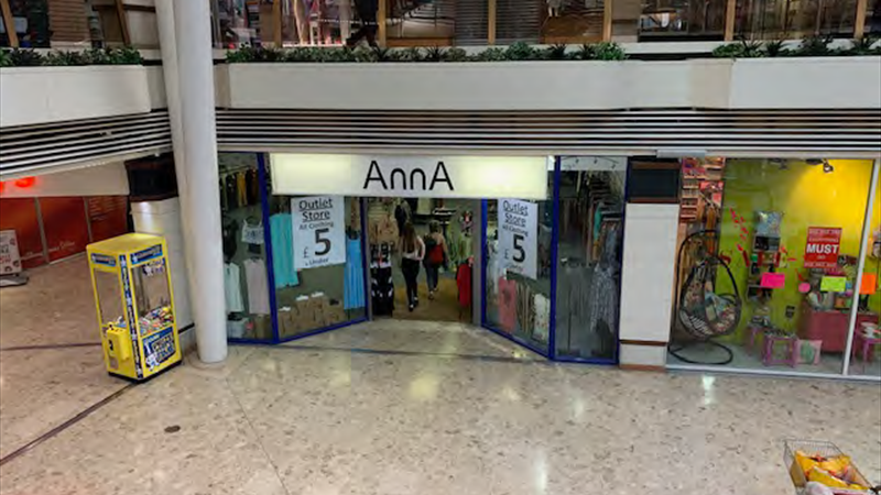 Ground Floor Shop to Let