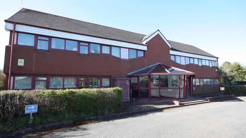 Modern Ground Floor Office To Let in Alcester