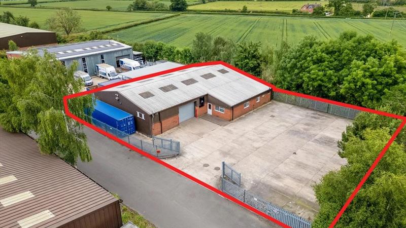 Warehouse / Industrial Unit To Let in Long Marston