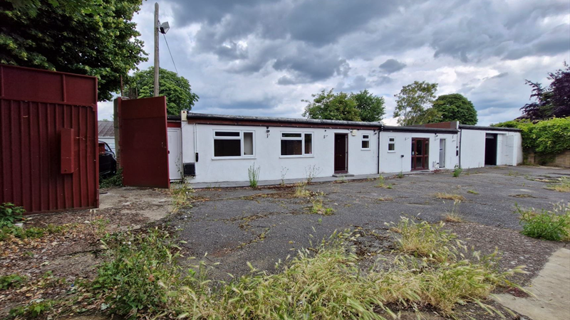 Storage Yard / Warehouse & Offices