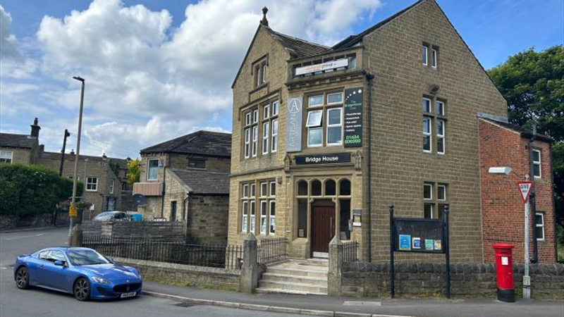 Ground Floor Office Space To Let in Shepley, Huddersfield