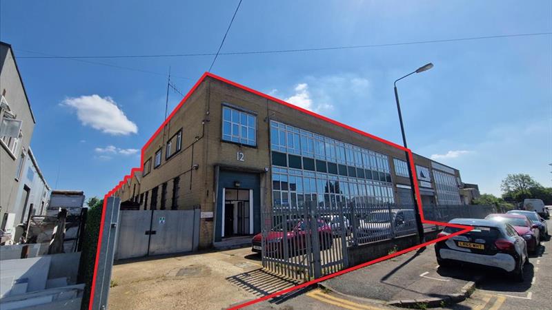 Light Industrial / Warehouse Unit For Sale