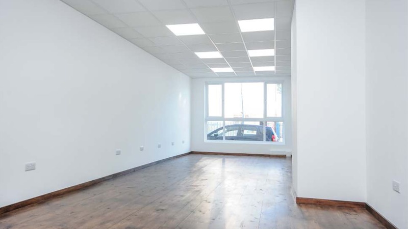 Office To Let on Ground Floor