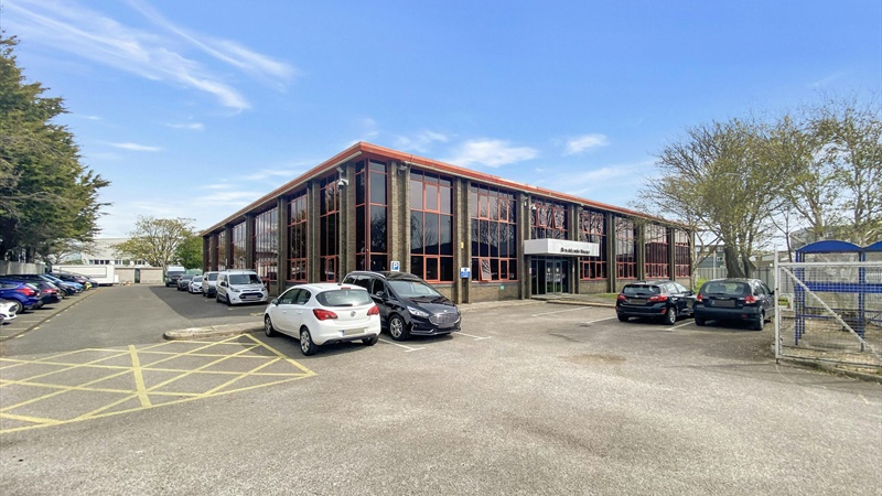 Office Suite To Let