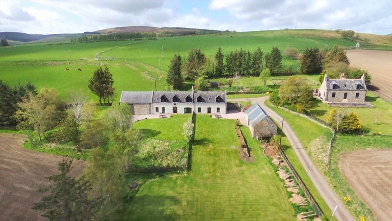 Moray Cottages 