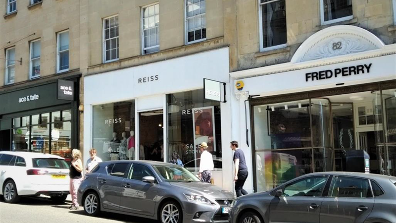 Shop To Let in Clifton