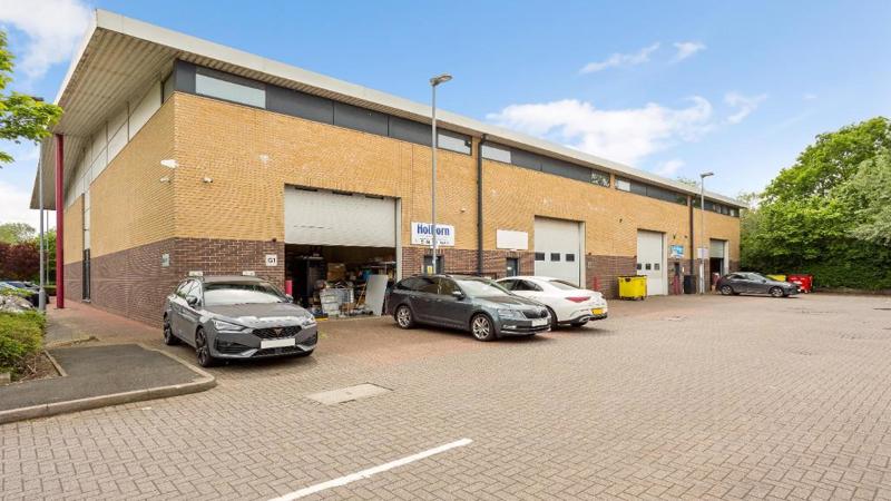 TO LET - INDUSTRIAL/WAREHOUSE UNIT