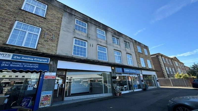 Shop To Let in Prominent Position