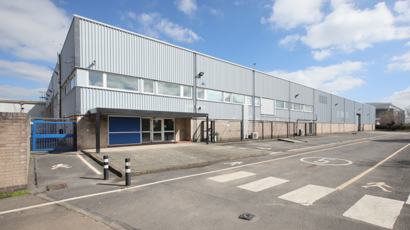 Warehouse / Industrial Unit With Secure Yard