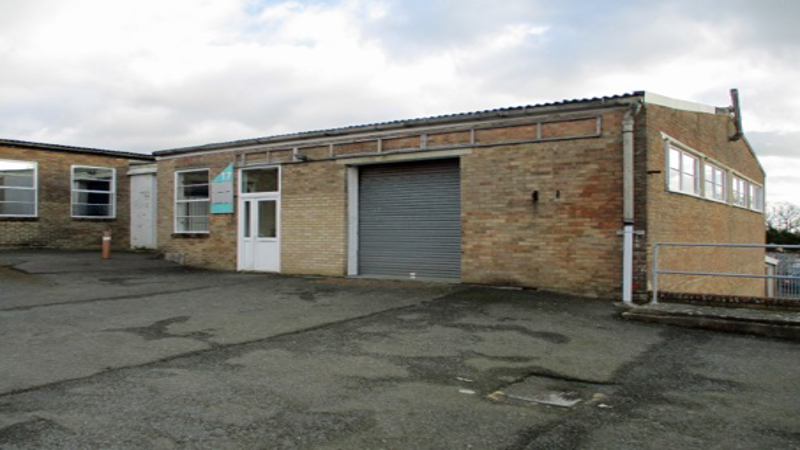 Business/Light Industrial Unit To Let