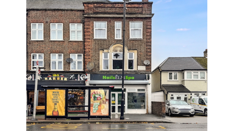 Shop & 2 Upper Floors Development Opportunity