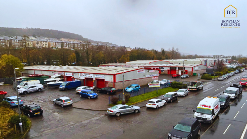 Unit In Kingston Dock Industrial Estate To Let