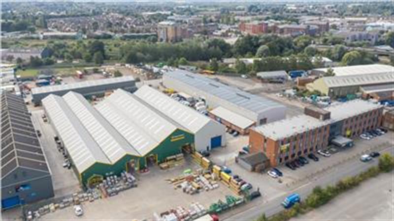 warehouse to let Wakefield