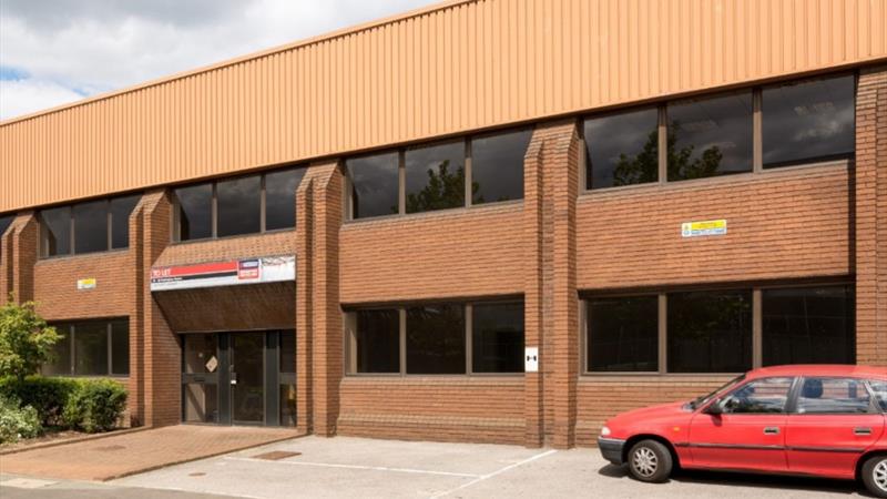 SLOUGH | 82 Buckingham Avenue, Slough Trading Estate, Slough, Berkshire, SL1 4PN (1)