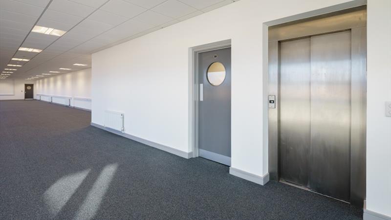 SLOUGH | 720/3 Weston Road, Slough Trading Estate, Slough, SL1 4HL (1)