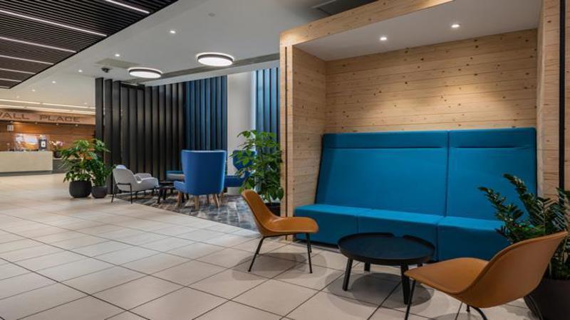 Portwall Place, Breakout Area