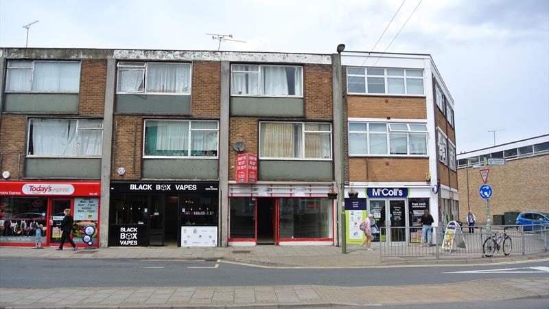 Retail Unit To Let in Frimley