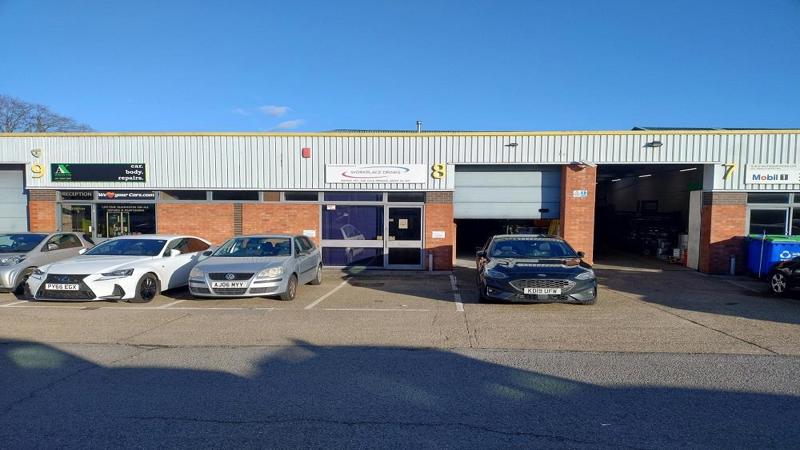 Industrial Unit in Welwyn Garden City To Let