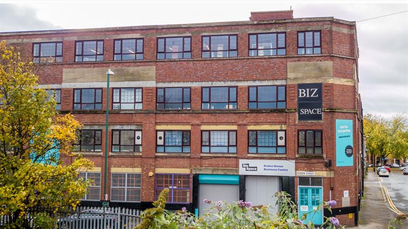 Studio Space / Workshops / Light Industrial To Let in Nottingham