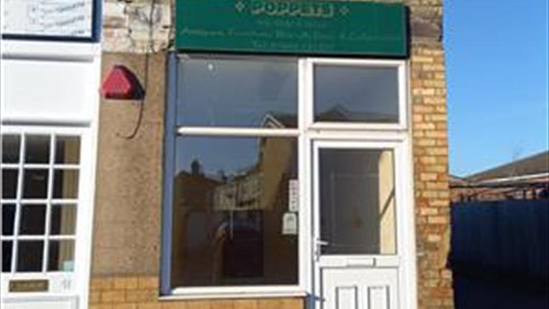 shop to let Arlesey