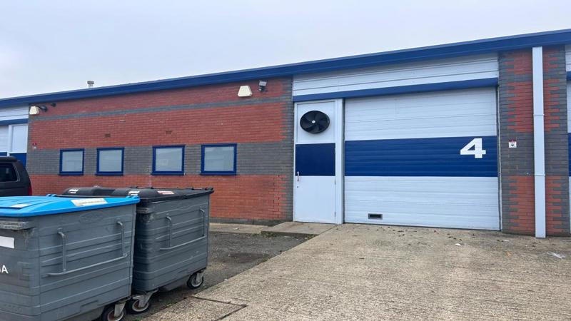 Light Industrial Unit To Let 