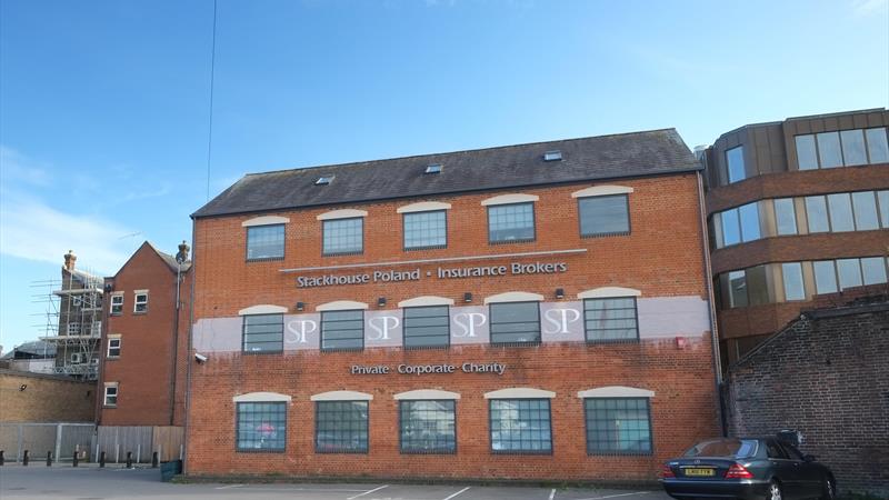 New House, Bedford Road