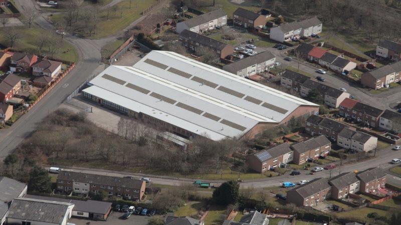 Large Warehouse To Let 