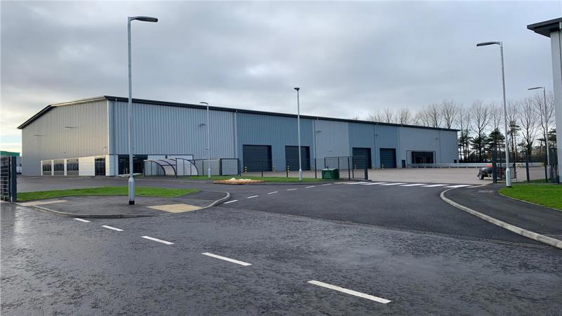 Distribution / Warehouse Unit To Let