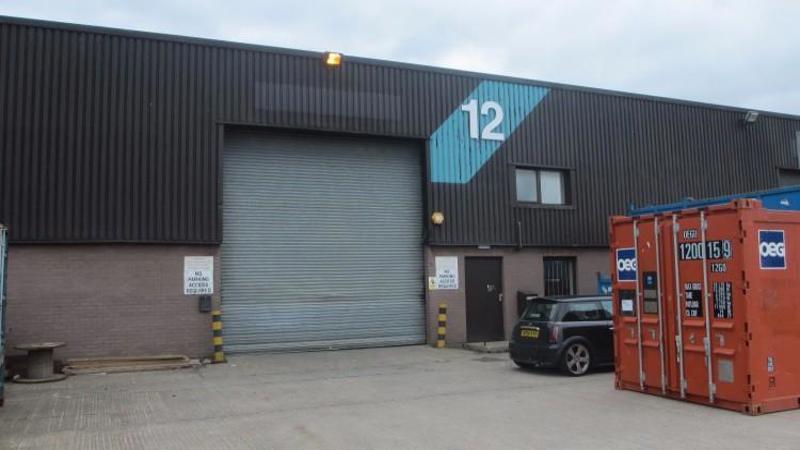 Warehouse With Offices To Let