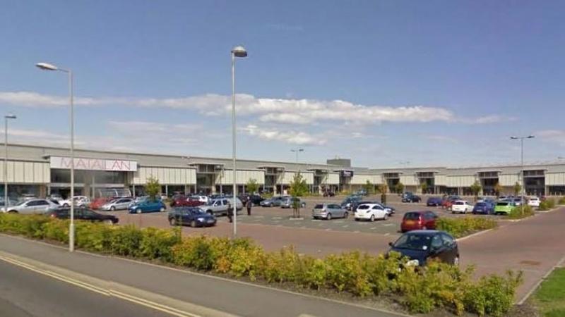 Retail Warehouse To Let 