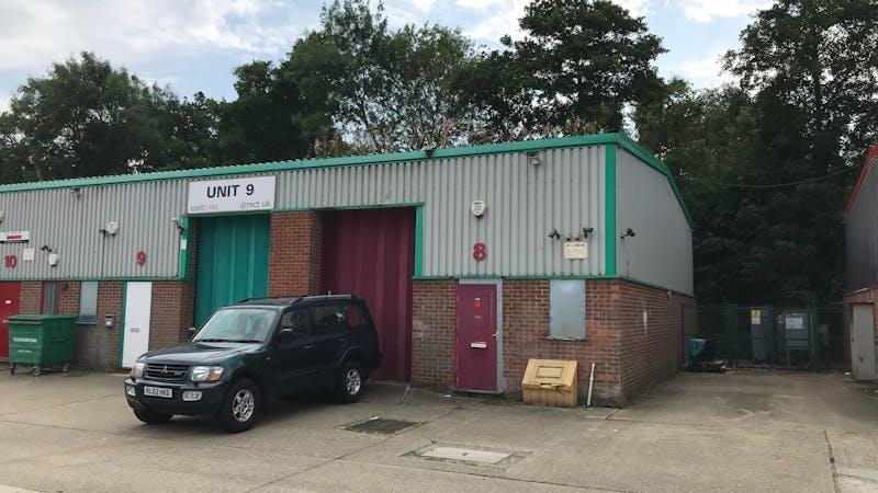 8 Peerglow Industrial Estate