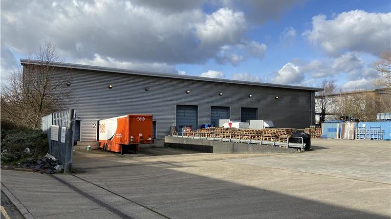 warehouse to let London