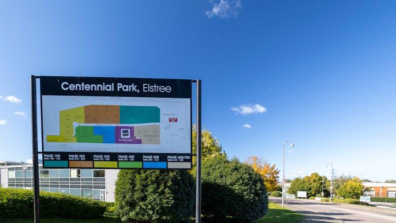 Unit 260 Centennial Park Elstree72.jpg