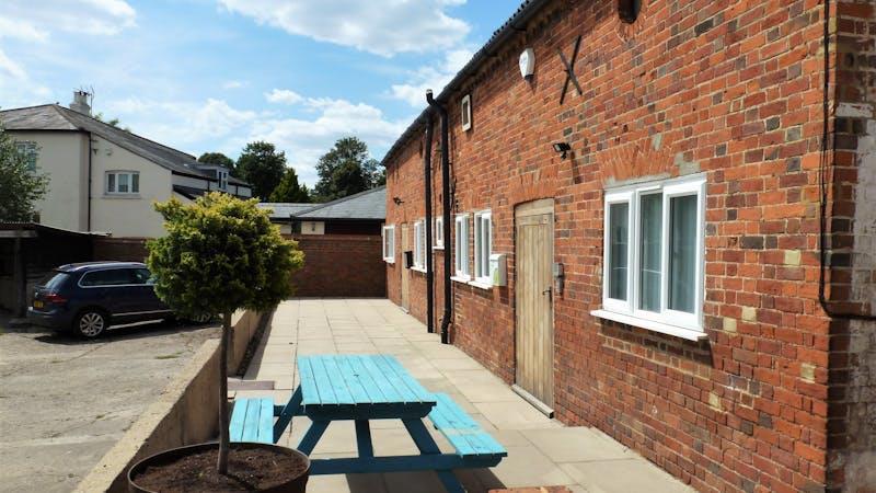 External Seating  3b The Stables.jpg