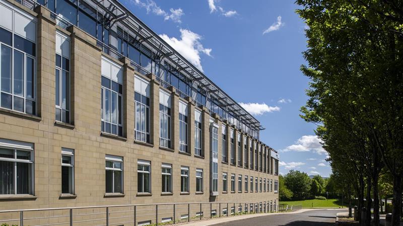 Modern glass frontage  13 Lochside Crescent.jpg