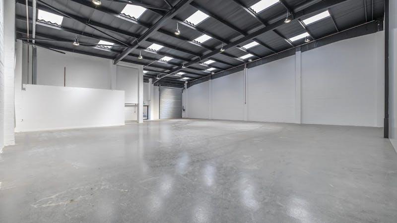 2A Kew Bridge  Warehouse 2.jpg