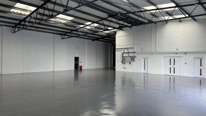 4 Pasadena Close warehouse 2.jpg