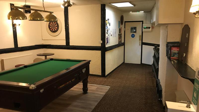 pool room 2.jpg