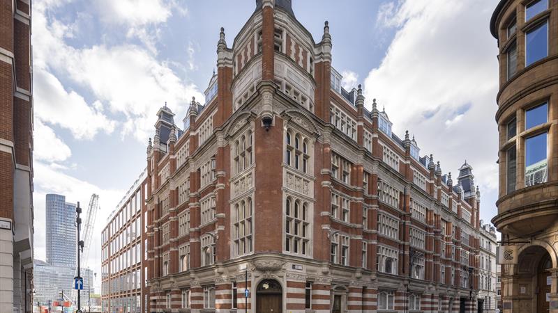 Carmelite House, 50 Victoria Embankment - north elevation