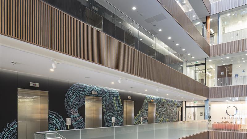 Carmelite House, 50 Victoria Embankment - reception atrium