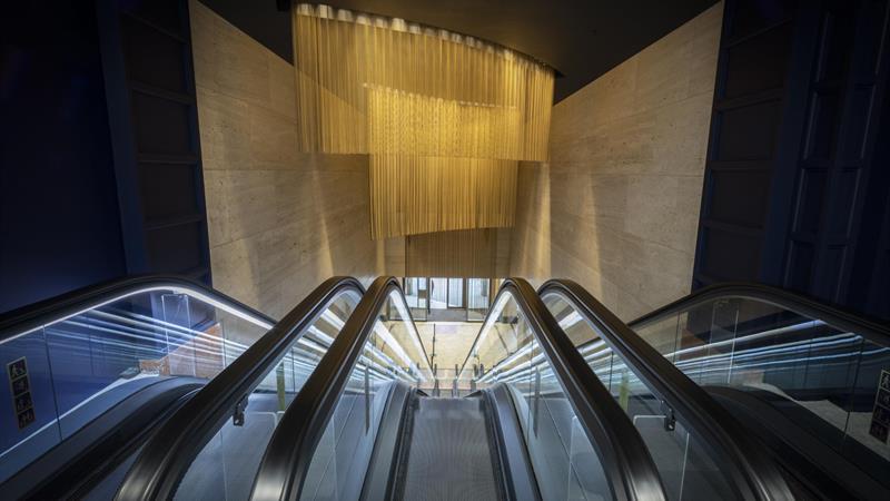 202155 Bishopsgate - GF/L1 escalators