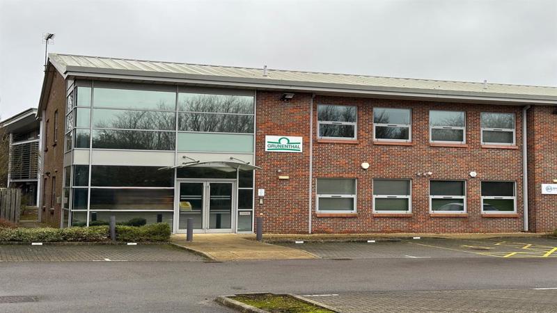 Modern Office Building To Let 