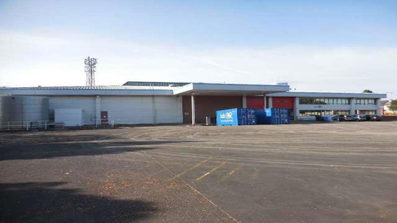 Warehouse To Let 