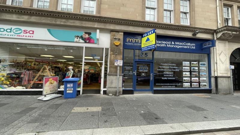 Prominent Retail Unit To Let