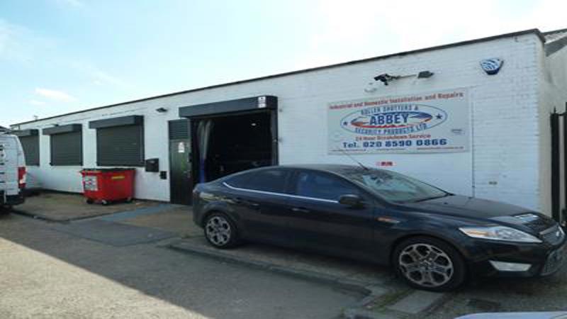 warehouse for sale / to let Barking