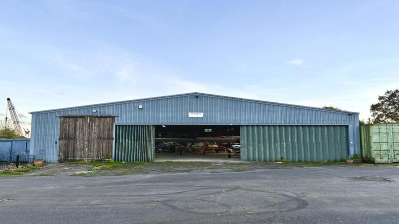 Aircraft Hangar / Warehouse